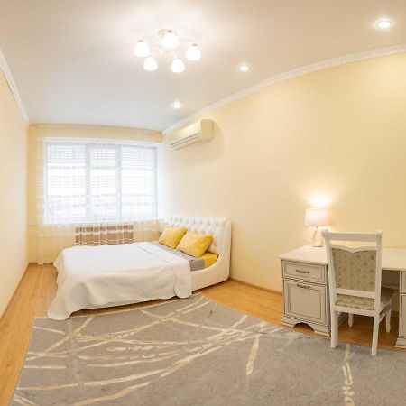 Апартаменты Люкс Рядом С Рекой Иртыш Pavlodar Exterior foto